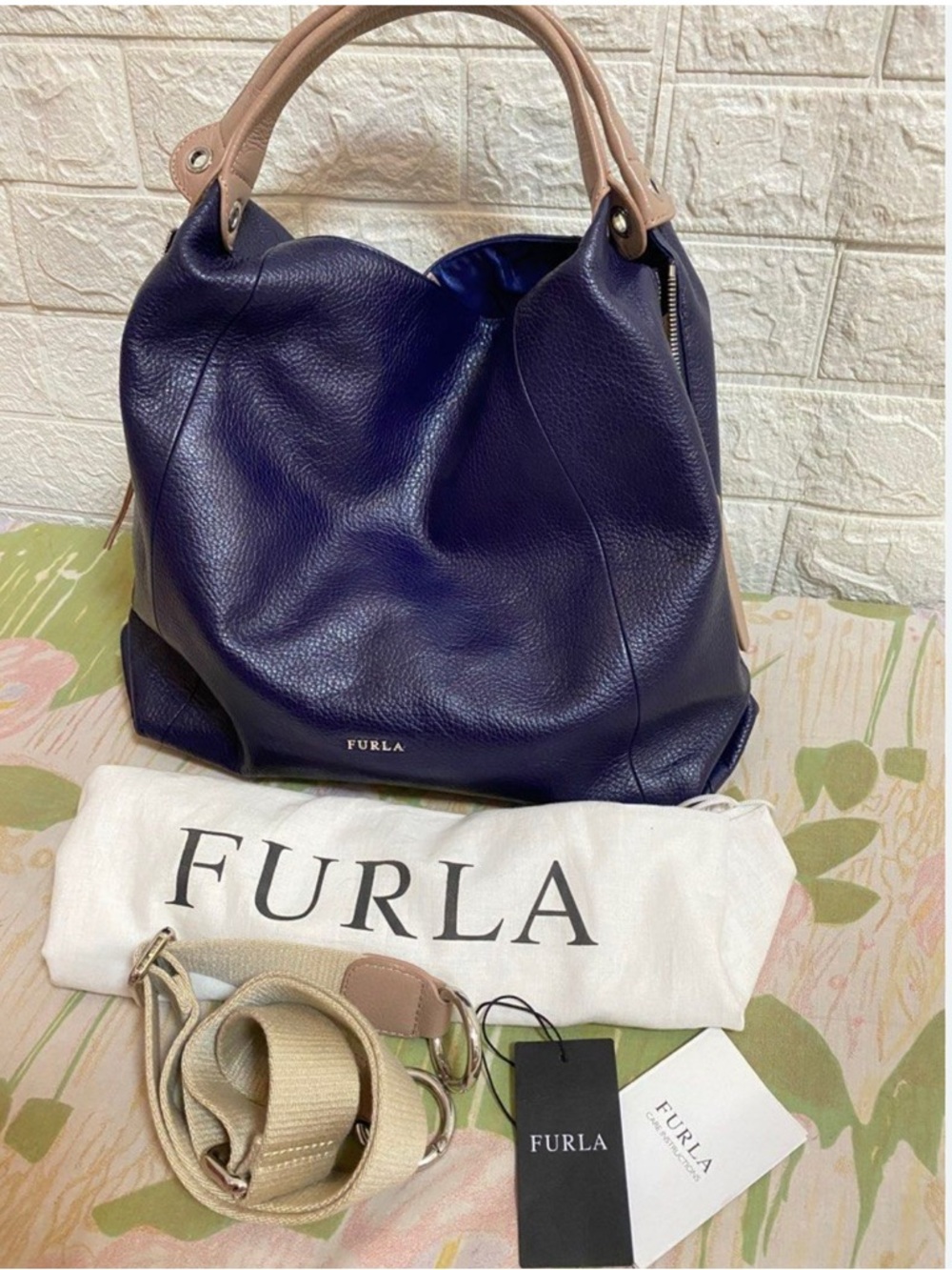 Furla Navy and Beige Leather Shoulder Hobo